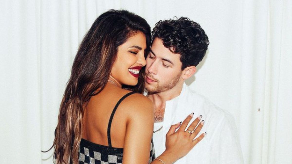 watch-nick-jonas-reveals-his-favourite-indian-food-is-dosa-internet-responds-with-playful-wit-i-would-answer-my-wife-priyanka